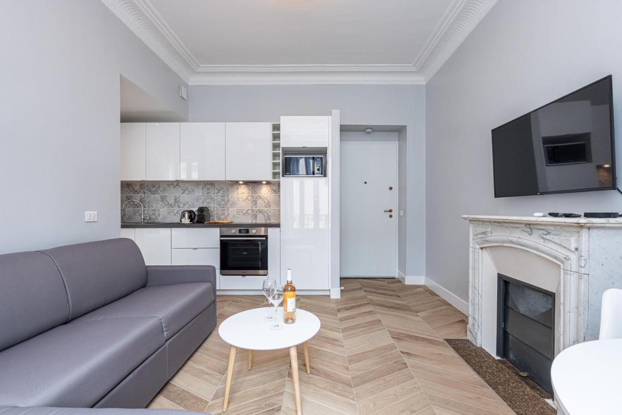 Chezdudi Apartment Nice Bagian luar foto