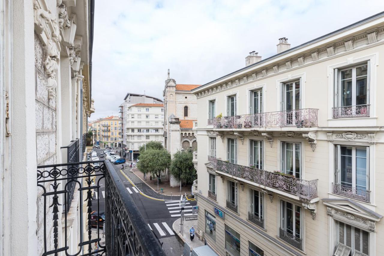 Chezdudi Apartment Nice Bagian luar foto